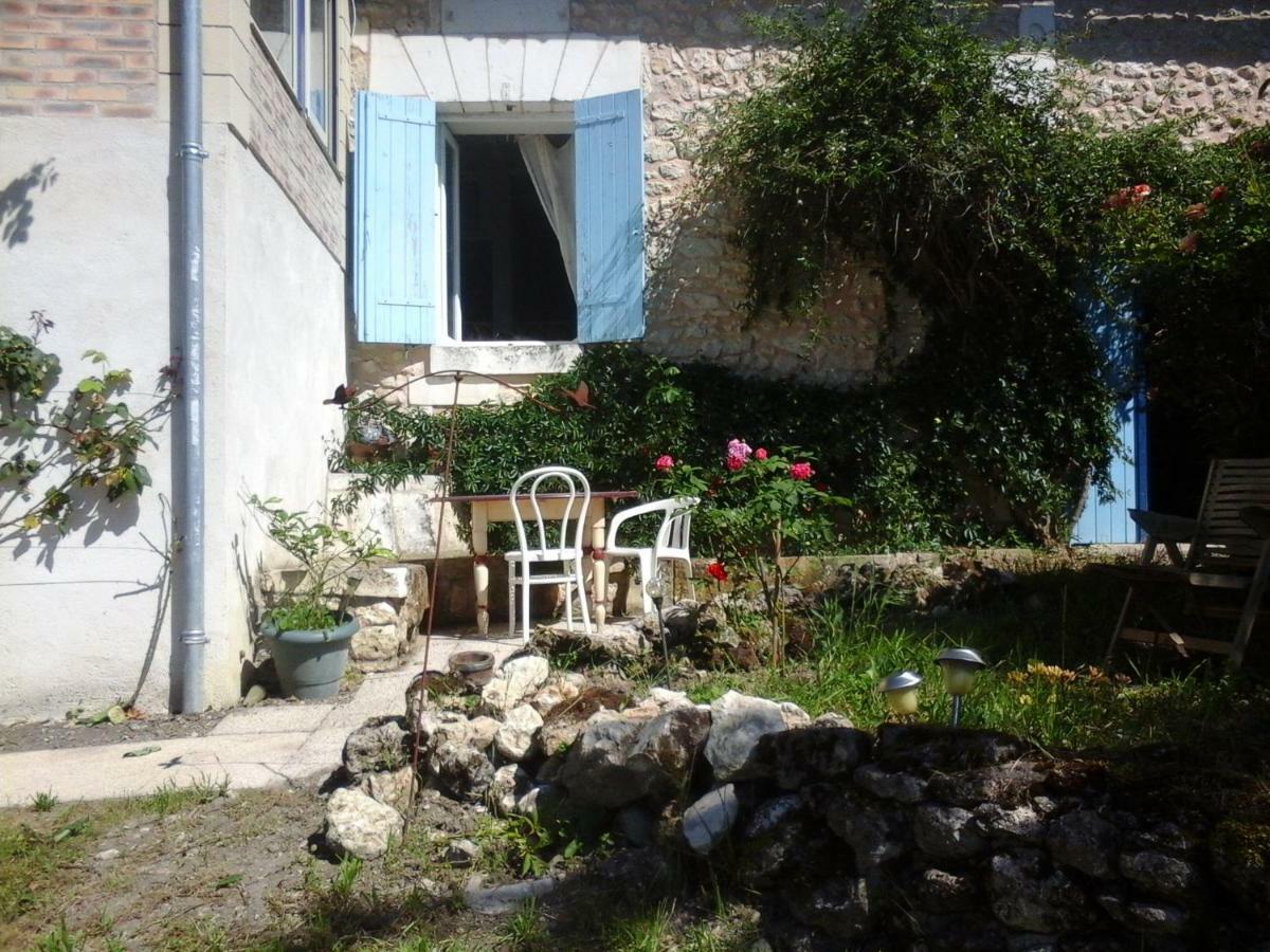 La Maison Bleue Brantôme Extérieur photo